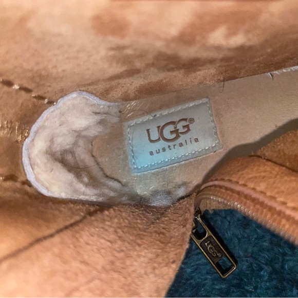 RARE fringe *UGGS* - Picture 9 of 9